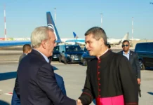 Abinader llega a Roma e invitará al papa León XIV a visitar República Dominicana en 2027